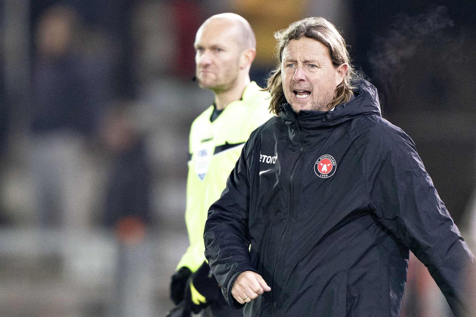 Browns-træner: Froholdt erstatter skadet center - Gul klud