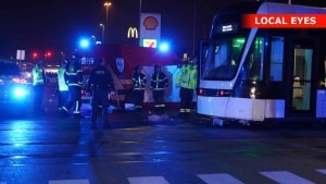 En person er påkørt af letbanen i Odense. Foto: Local Eyes