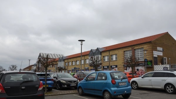 Giv mig pengene, råbte knivrøveren i sidste uge: Nu fortryder han alt og undskylder til ofrene