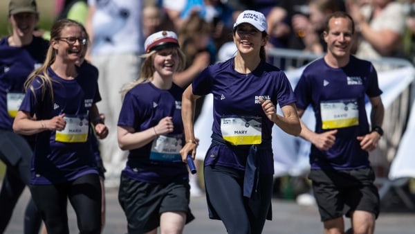 Se kæmpe fotoserie: 10.000 løb med kronprinsessen i pinsesolen