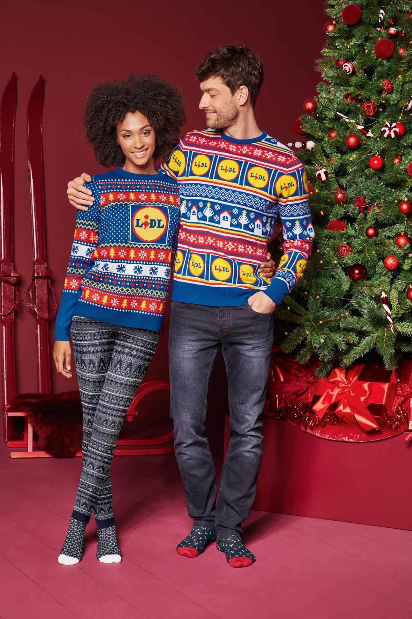 ressource Trænge ind Perle Vil du stå i kø for få den her julesweater fra Lidl? Discountbutik satser  stort på hypet tøj for at kapre kunder | erhvervplus.dk