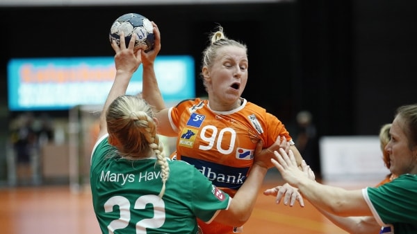 De holder vejret i Odense Håndbold - og på landsholdet: Mia Rej skadet på den dag, hun blev EM-udtaget