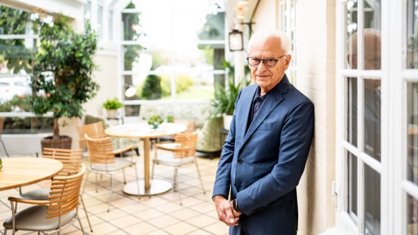 - Gud, findes der sådan et sted i Odense: Steen har et es i ærmet, som gæsterne aldrig glemmer
