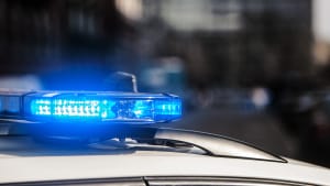 En bilist mistænkt for narkokørsel skabte farlige situationer og stor ravage i Mørke og Rønde, da han torsdag tog flugten fra politiet.Arkivfoto