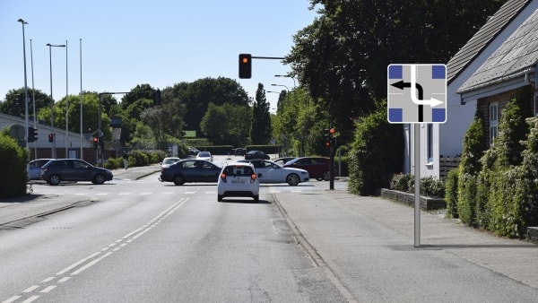 Bilisterne Må Lære Det Selv: Enestående Og Forvirrende Vejkryds Får ...