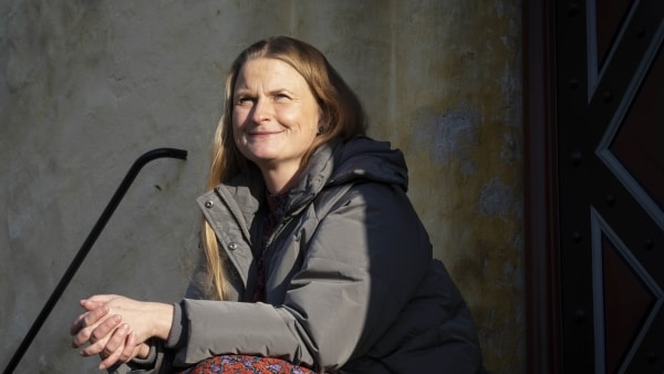 Biskop har på kort tid fyret to præster - nu risikerer provst det samme: Se de vilde sager