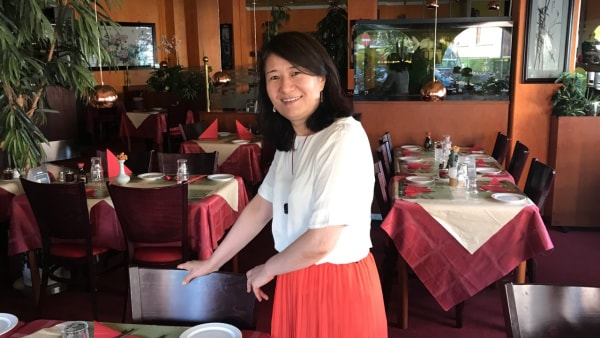 Sushimors restaurant fik næsten halveret overskuddet: Trump kan være med til at vende udviklingen