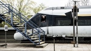 Står det til DSB, vil færre tog standse i Brejning og, som her på billedet, i Børkop. Arkivfoto: Mette Mørk