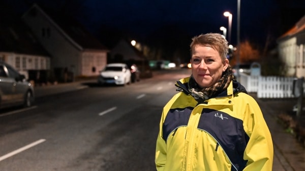 Har på gaden i den gule jakke 19 år: Jeg fortsætter, til bliver oldemor | faa.dk