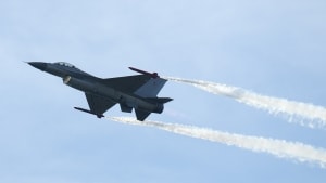 Et F-16 jagerfly måtte sikkerhedslande mandag. Arkivfoto: Jacob Schultz