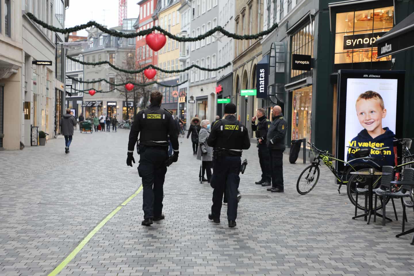 Politiet efter bøderegn ved Strøget: - din cykel eller brug dine ben | ugeavisen.dk