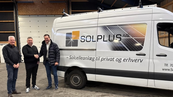 Kasper og Svends succesrige solcellefirma siger farvel til store millionoverskud - markedet er vendt