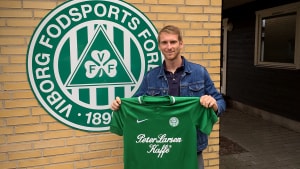 Dagen efter transfervinduet blev lukket, kunne Viborg FF præsentere Jakob Bonde som ny spiller i Viborg FF. Foto: Viborg FF
