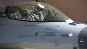 Et F-16 fly måtte sikkerhedslande tirsdag. Arkivfoto: Jan Kjær