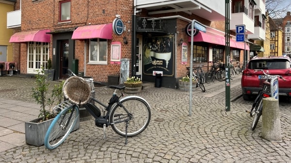 Ikonisk værtshus fylder 90 år: Fejrer med gratis øl og skarpe priser