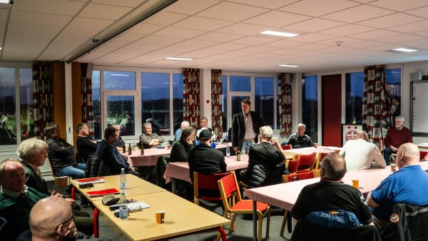 Forbavsende udvikling i fodboldklub - vil åbne nedlagte hold: - Vi må ikke lade dem tage røven på os