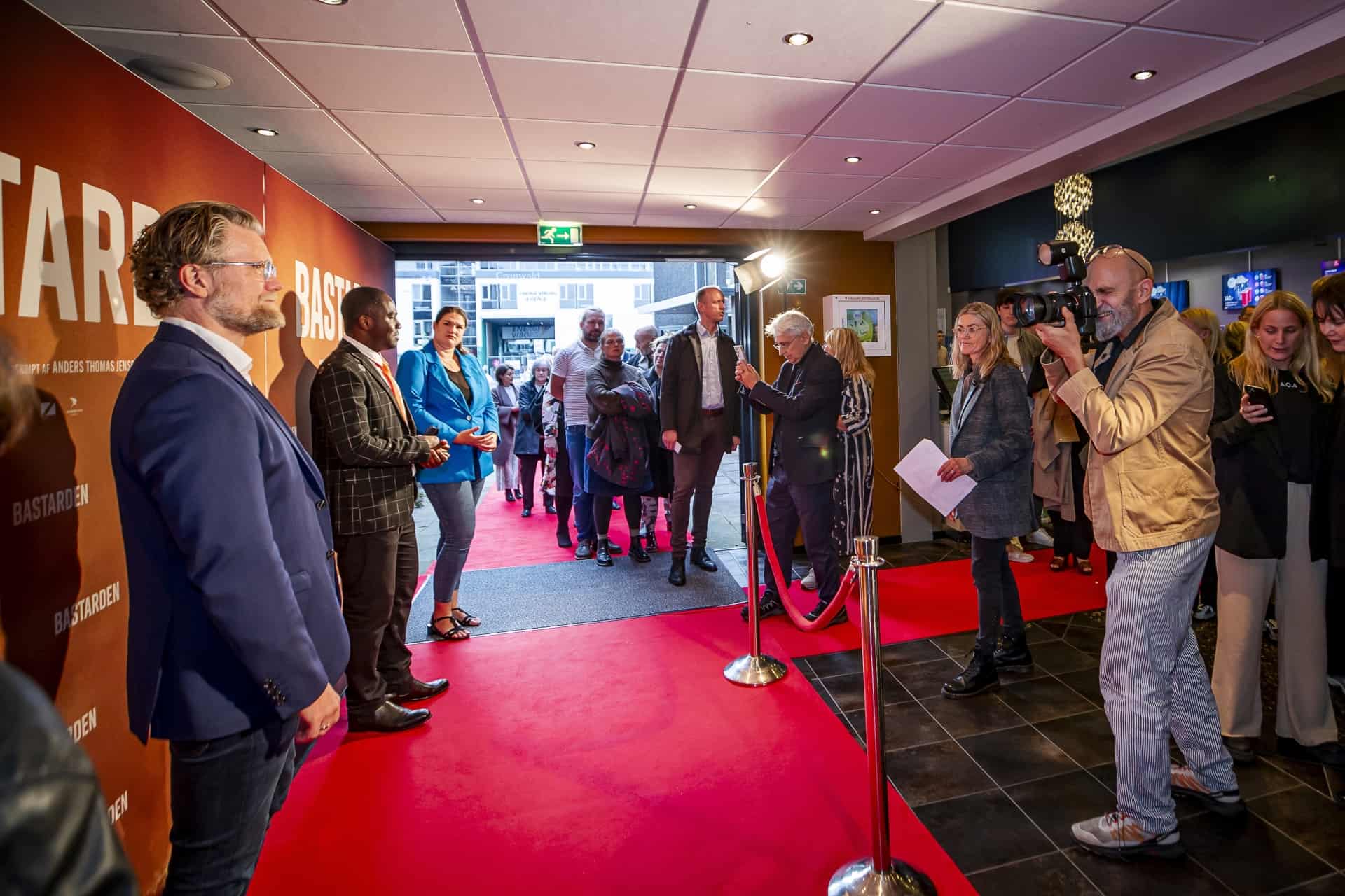 Den røde løber blev rullet ud i Det er en stor og vild gave