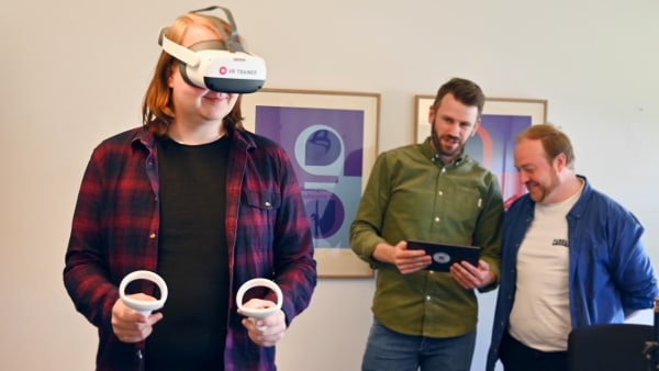 Vil uddanne sundhedspersonale ved hjælp af Virtual Reality: - Vi vil have det ud på alle afdelinger