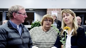 Åge Priisholm (DF, tv.) blev ikke genvalgt, Kirsten Birkelund (K, i midten) blev rasende på valgaftenen, og Anne Møllegaard Mortensen (DF, th.) gik markant tilbage. Foto: Birgitte Carol Heiberg
