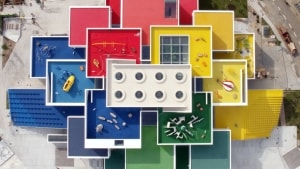 Lego House er kommet på en top 50-liste over sejeste steder for børn i Time Magazine. PR-foto: Lego House