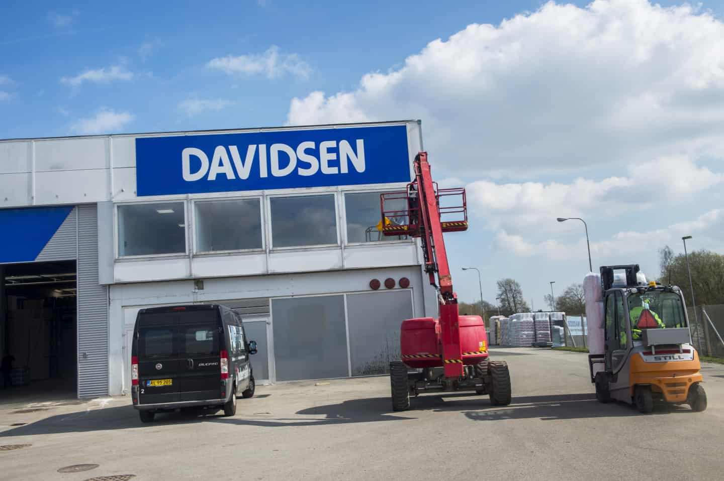 Gennemvæd Hverdage R Davidsen Tømmerhandel åbner 20. marts | jv.dk