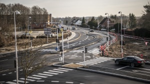 Omlægningen af krydset Langmarksvej/Sundvej er et af tiltagene i Trafikplan 2030. Venstre vil gerne have planen taget op til revurdering. Arkivfoto: Morten Pape
