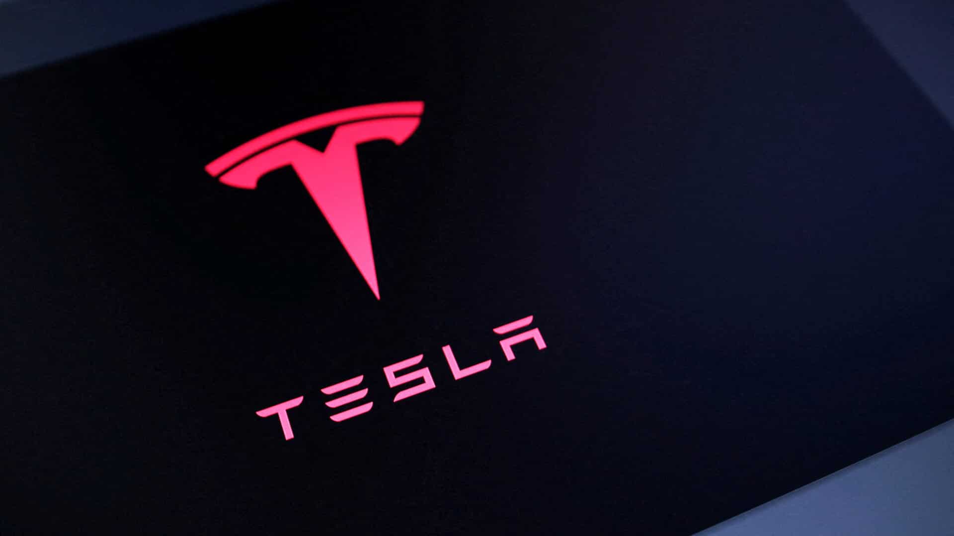 Tesla leverer 358.000 biler i første kvartal – en stigning på seks procent