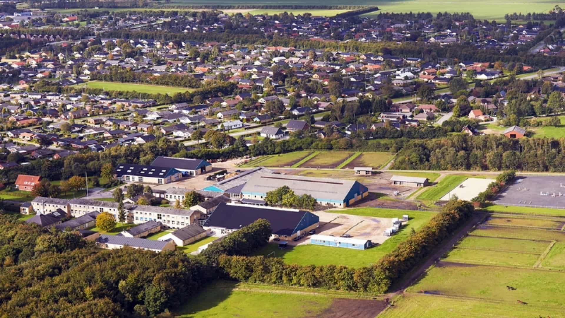 Tronsø 60 elever starter på Tronsø Equestrian Center | ugeavisen.dk