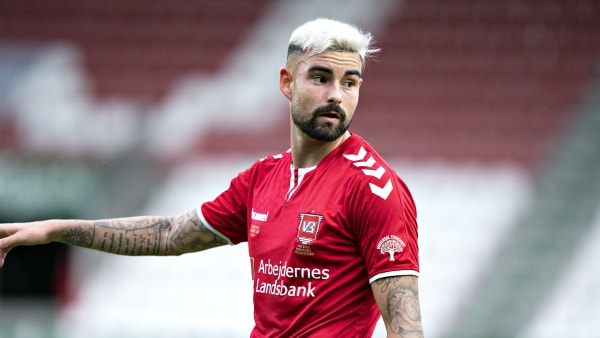 Kom tættere på VB's Diego Montiel hvorfor endte hans forældre i