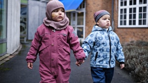 De kræftramte børn på Odense Universitetshospital ender med at blive vinderne efter et hårdt og uskønt forløb om fremtidens organisering af børnekræftbehandling. 