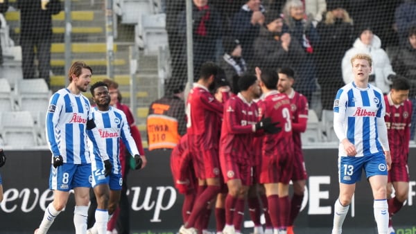 Få alle detaljer: OB vinder 2. halvleg, men kan ikke hamle op med FC Midtjyllands drømmestart