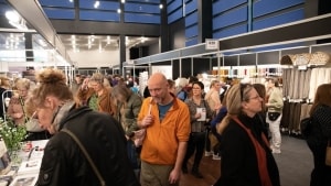 Kun fem procent af gæsterne på Alt Om Håndarbejde Messen er som regel mænd. Til gengæld spænder kvindernes typiske alder mellem 20 og 100 år fortæller marketingchef Martin Boilesen. Pressefoto