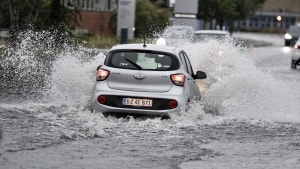 Det er ikke kun Viby Torv men også boligerne tæt på, der risikere at blive oversvømmet i fremtiden, hvis der ikke bliver gjort noget. Arkivfoto: Henning Bagger/Ritzau Scanpix