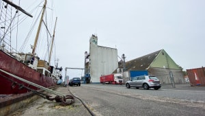 Dlg-siloen på Assens Havn skal i fremtiden danne rammen om det nye nationale center for kyst- og lystfiskerturisme. Arkivfoto: Martin Kloster