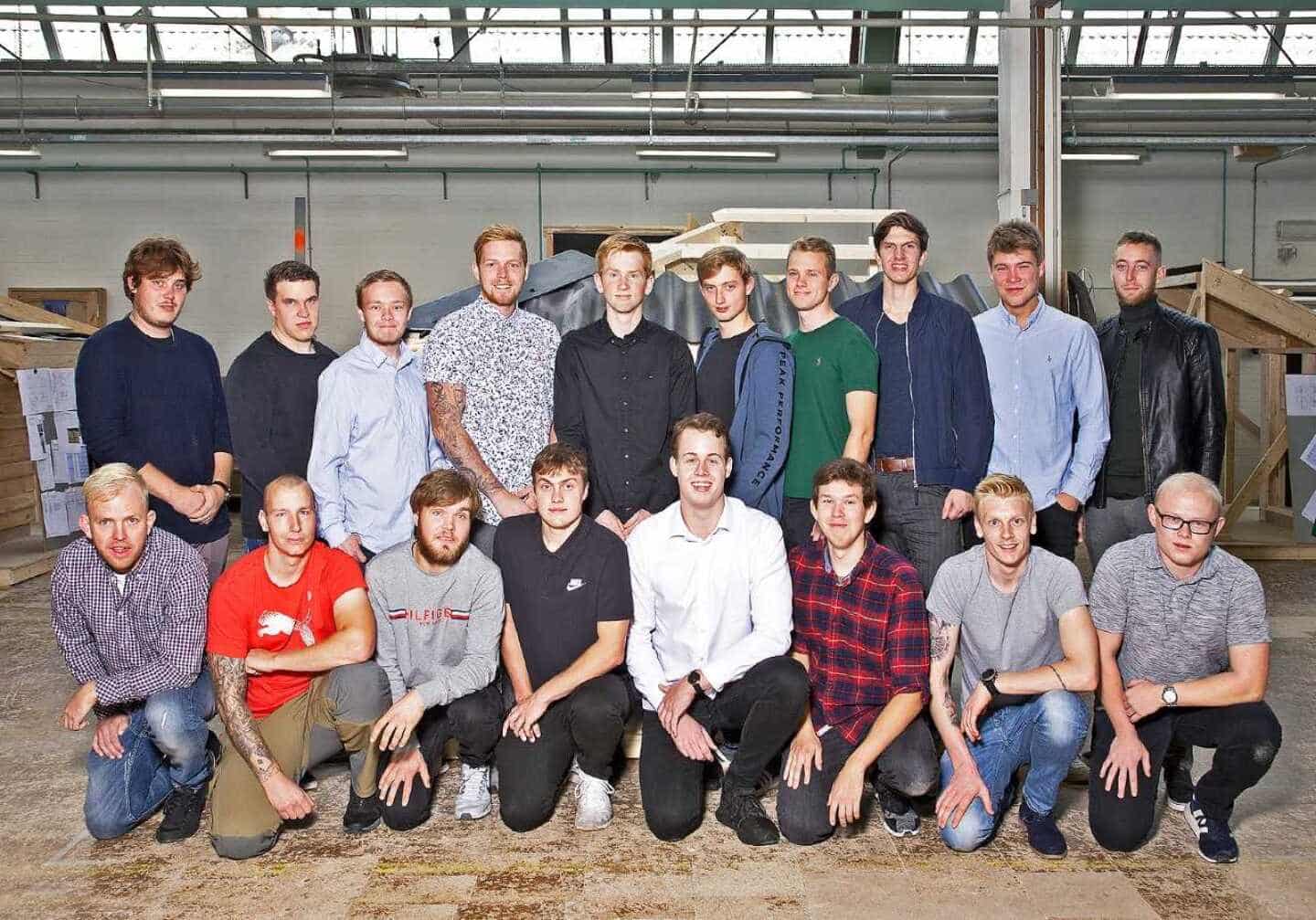 Nye tømrersvende fra Skive College