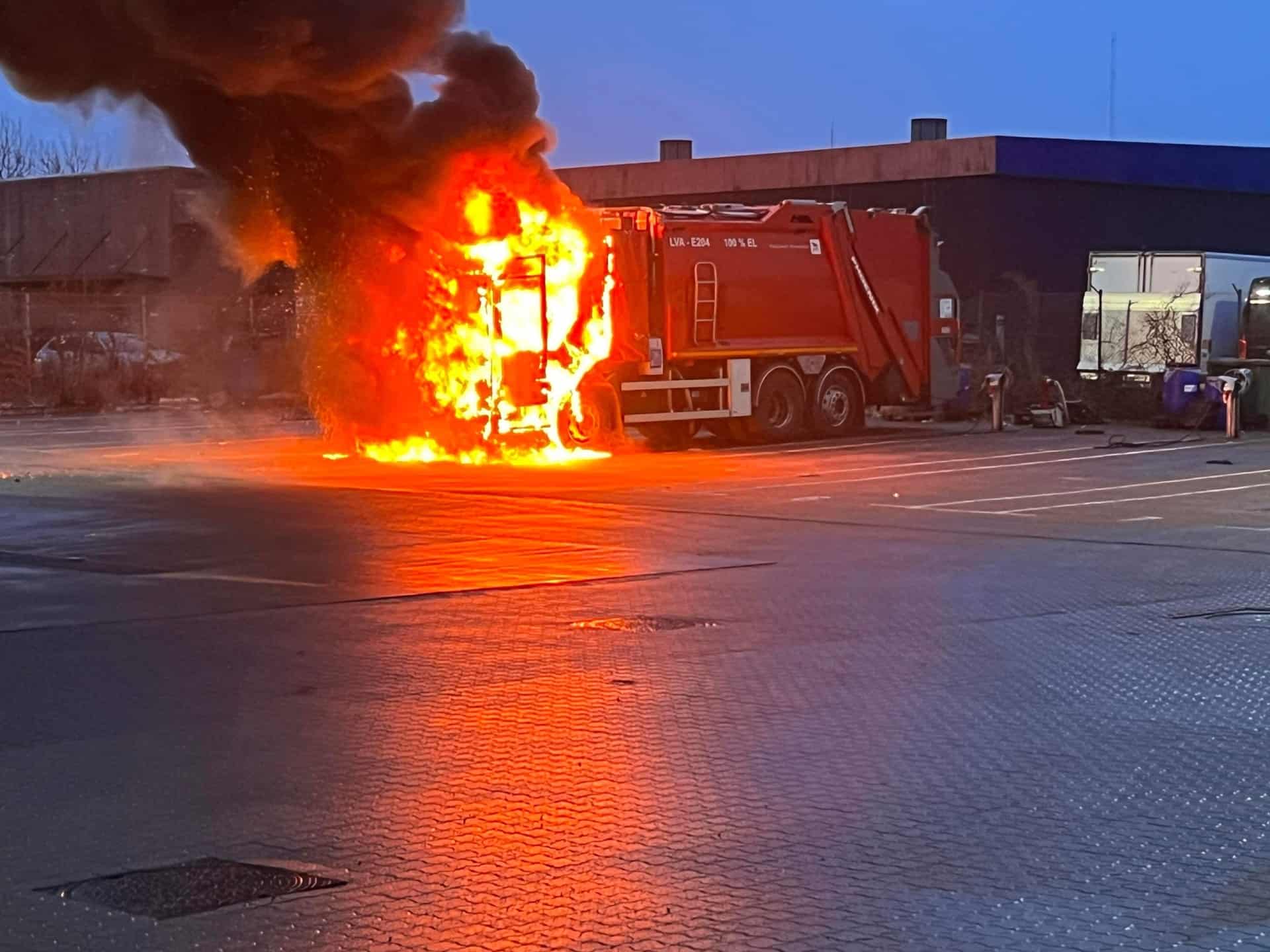 En 'vanskelig og tidskrævende' opgave Brandvæsen brugte otte timer på