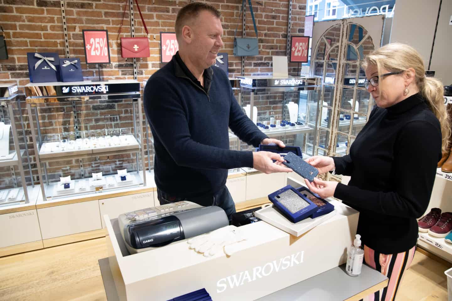 Opkøbt af lokal butiksindehaver: International rykker til Helsingør helsingordagblad.dk
