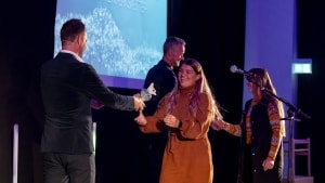 Bramsen Blomster og Rens i Ejby kunne lade sig hylde som en af i alt 12 vindere af priser til Byens Bedste 2021, der løb af stablen lørdag. Foto: Mads Dalegaard