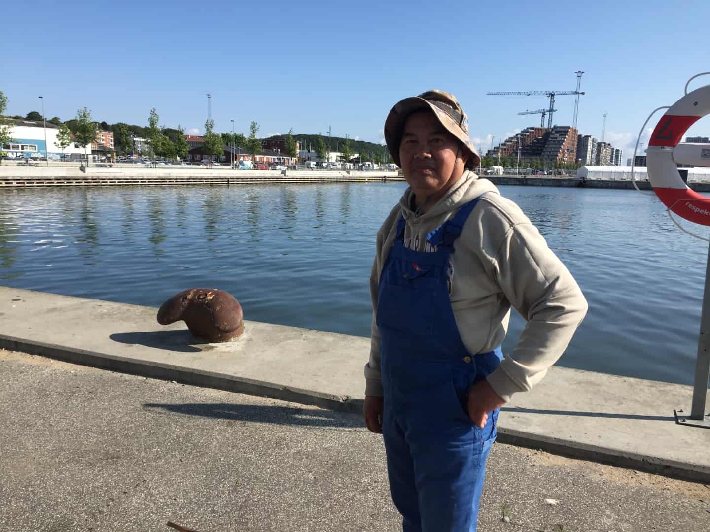 Lystfisker fanger hver dag fjæsing på Aarhus Havn: - Den er meget, meget