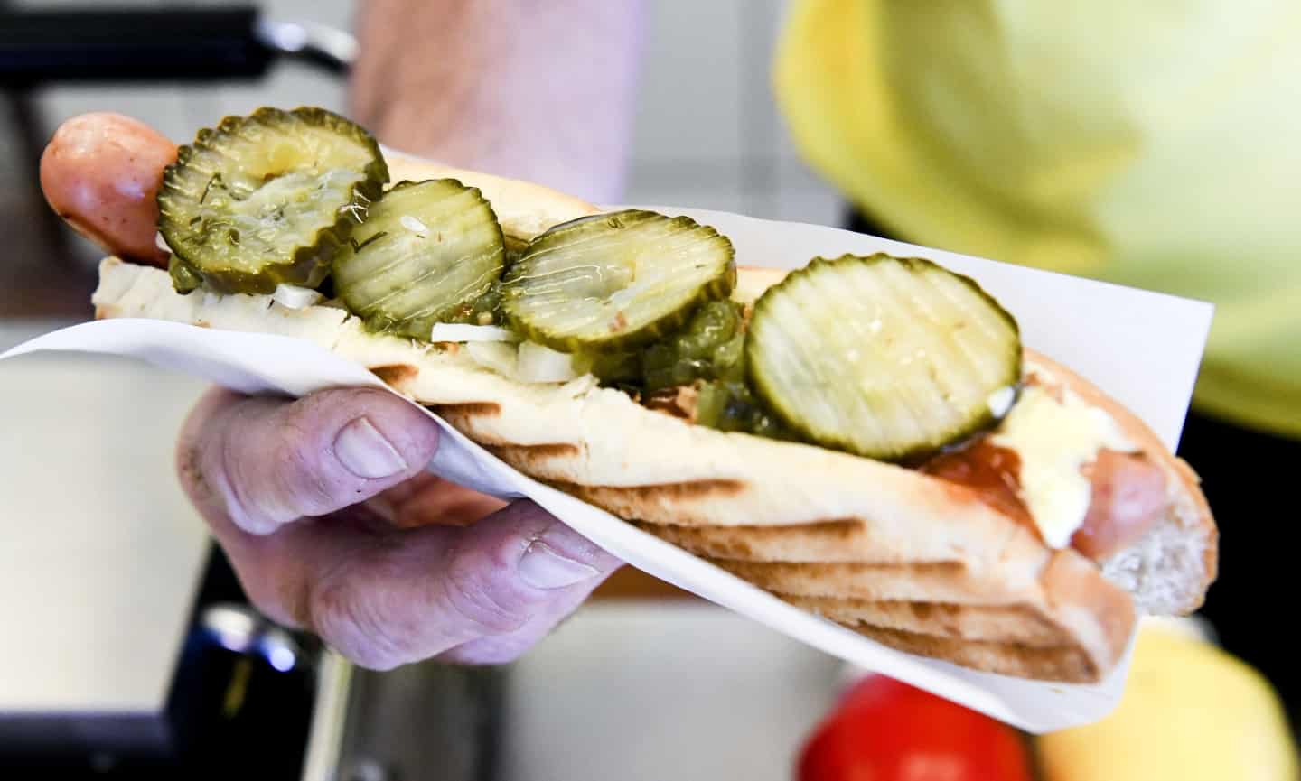Transportere spise Udstyr Kendt Odense-grillbar sat til salg: Efter 37 år med hotdogs og burgere ser  det ud til at være slut | fyens.dk