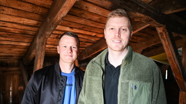 Ungt par kaster sig ud i vildt projekt og køber gammel købmand: - Vi vil gerne skabe noget liv