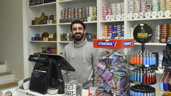 Rebaz har åbnet Vejles mindste kiosk