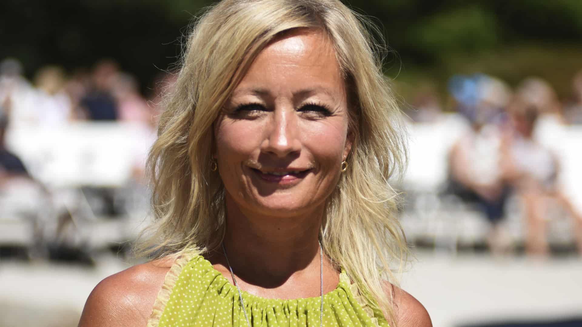 Se billederne: Pigen i den gule sommerkjole indtog Vejle | ugeavisen.dk