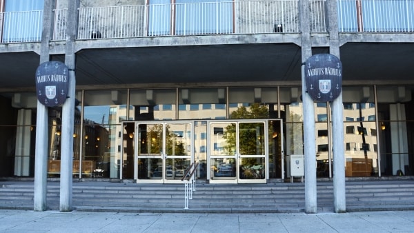 Rådhuset er ikke folkets hus, hvis man ikke kan rulle igennem det: Det skal gøres bedre