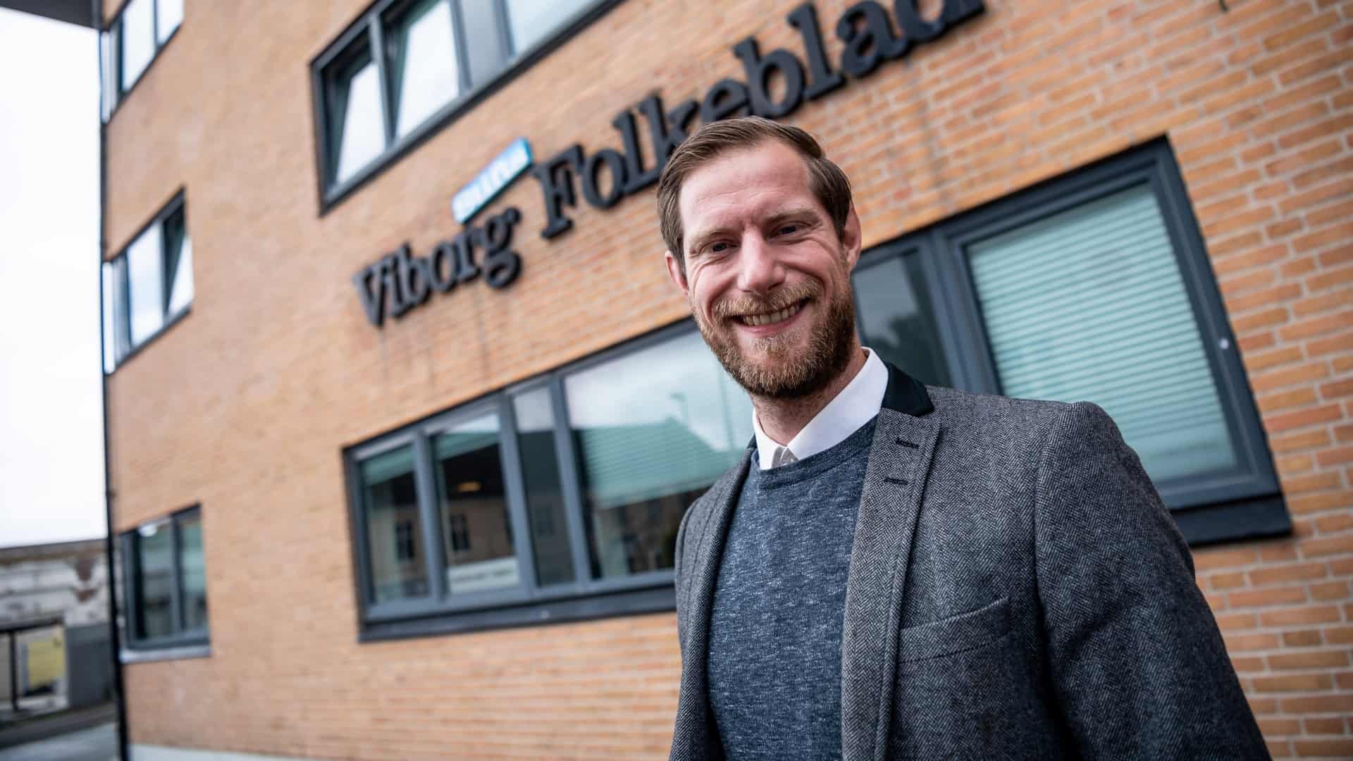 Ny mand i mediehuset: Christoffer er vendt hjem for at bo og arbejde i ...