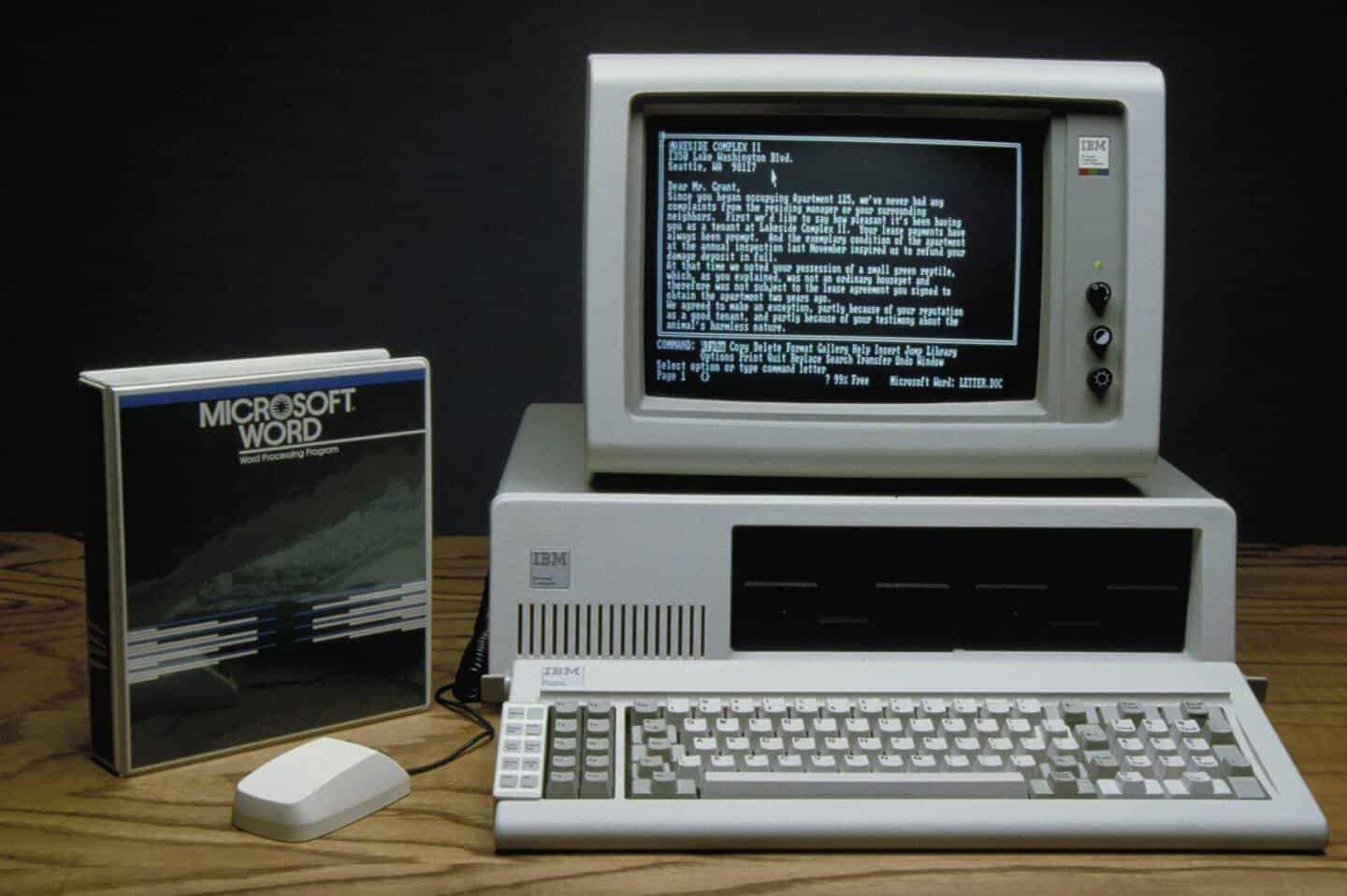 Монитор операционной системы. Компьютер IBM PC 5150. Первый персональный IBM PC (модель IBM 5150). IBM PC model 5150. IBM PC или IBM 5150.