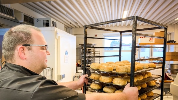 Kendt bager lukker på trist baggrund: - Jeg har det ad helvedes til