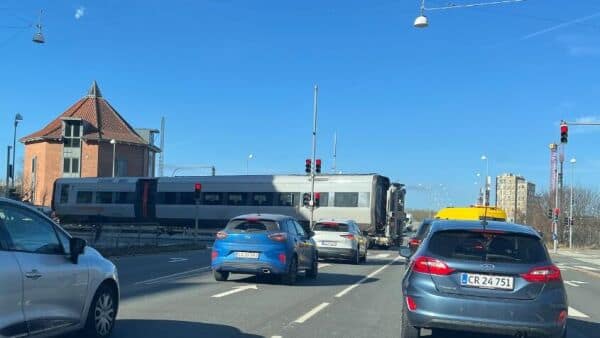 Undskyld, er det her Malmø? Pludselig rullede Øresundstoget forbi på ringgaden