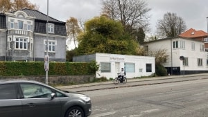 Det er her på Oddervej, at der er planer om et nyt byggeri af et seniorfællesskab på 29 boliger. Foto: Christian Gnutzmann