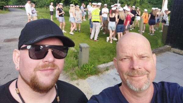 Danny bytter gylle ud med studenterkørsel: - De bliver ellevilde, når de ser stripperstangen